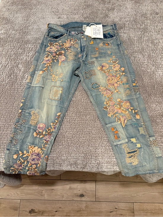 Magnolia Pearl Denim - Magnolia Pearl Embroidered Patchwork Blue Jeans with Pink & Cream Florals